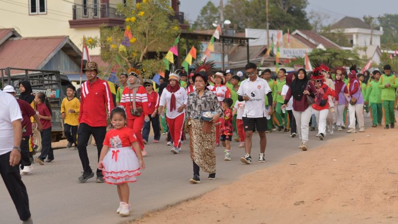 HUT RI ke-81 di Bukit Raya Meriah, Warga Galang Donasi untuk Korban Bencana Flores