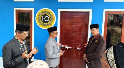 Wujud Syukur HUT RI ke-81, DPD Thoriqoh Shiddiqiyyah Lamandau Serahkan Rumah Layak Huni Ketiga