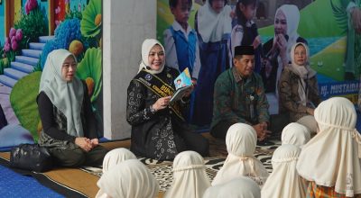Bunda Literasi HSS Ajak Anak PAUD Cintai Buku Lewat Dongeng