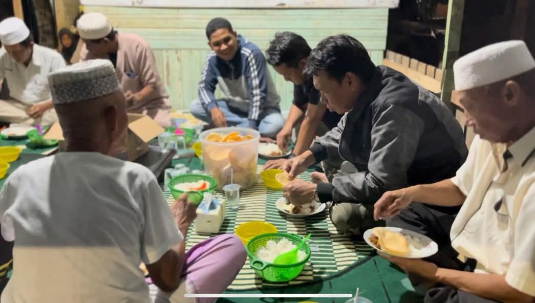 Pulang ke Kampung Kenangan, Wabup HSS Ikut Tradisi Sambut Ramadan di Pisangan Gitik